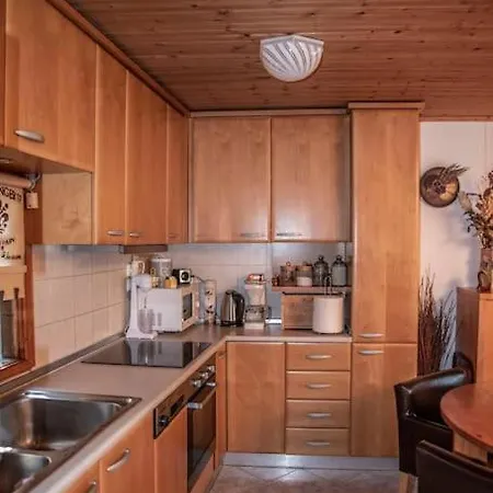 Mary's House Неа-Ираклия