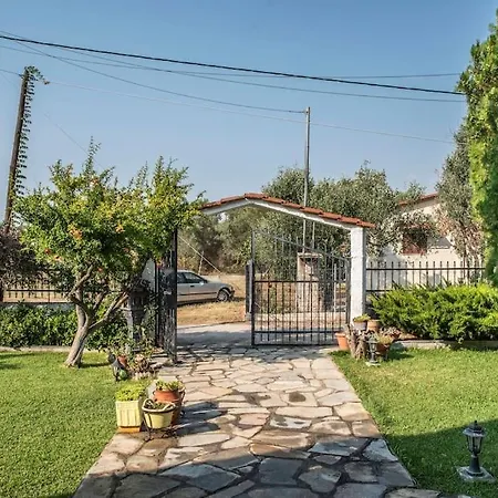 Mary's House Неа-Ираклия